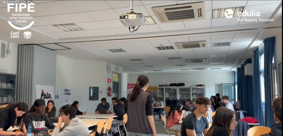 FIPE ed Edulia Treccani: al via la terza edizione di "A scuola d'impresa"